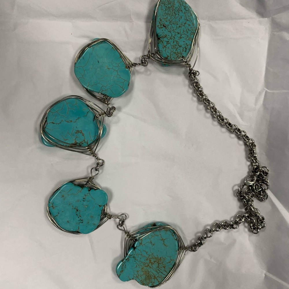 Turquoise Stone Necklace - Picture 3 of 10